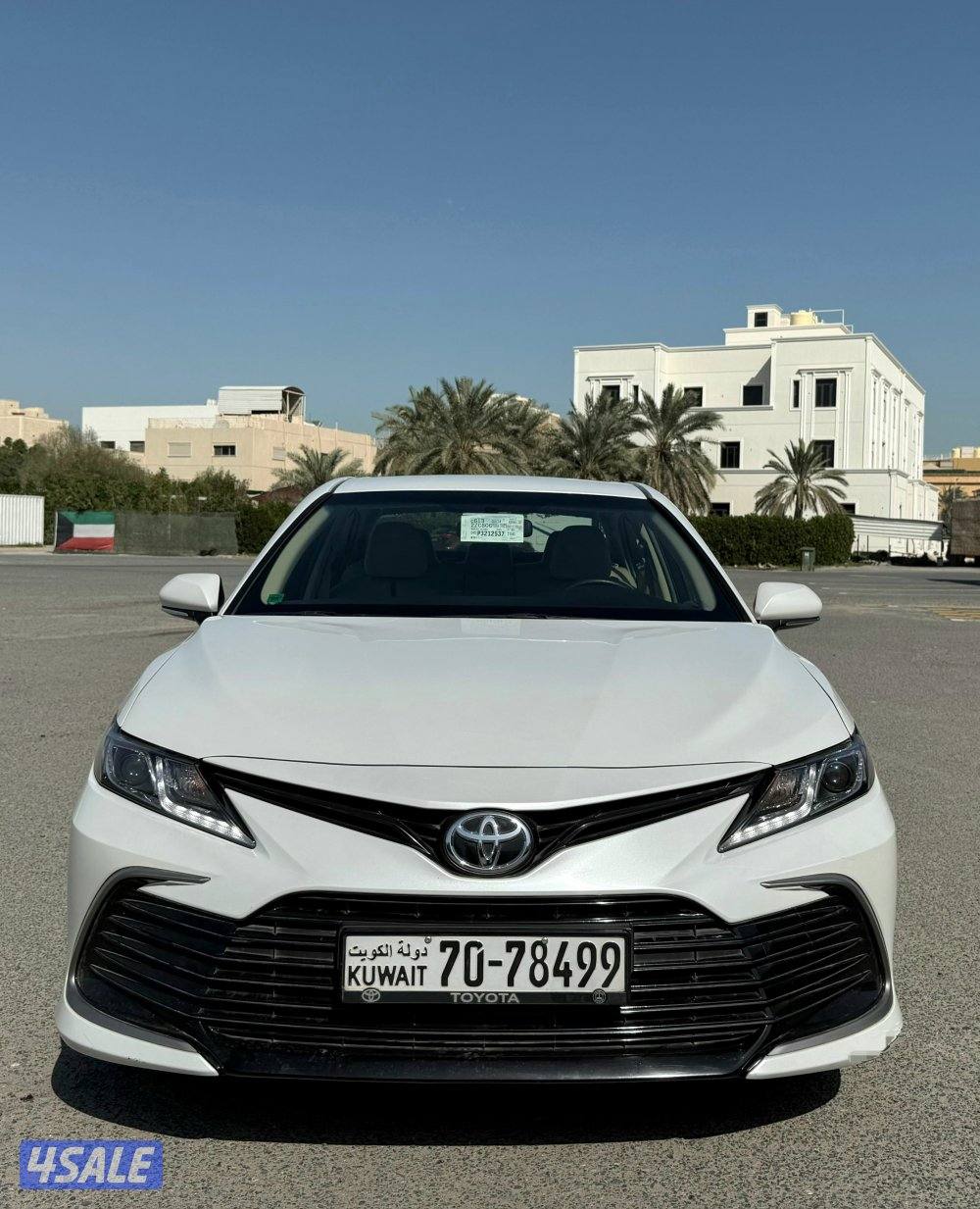 بحالة الوكالة تويوتا كامري LE الساير 2023 ماشي 21 الف فقط صبغ الوكالة1