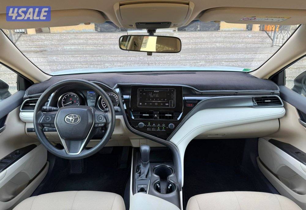 بحالة الوكالة تويوتا كامري LE الساير 2023 ماشي 21 الف فقط صبغ الوكالة9