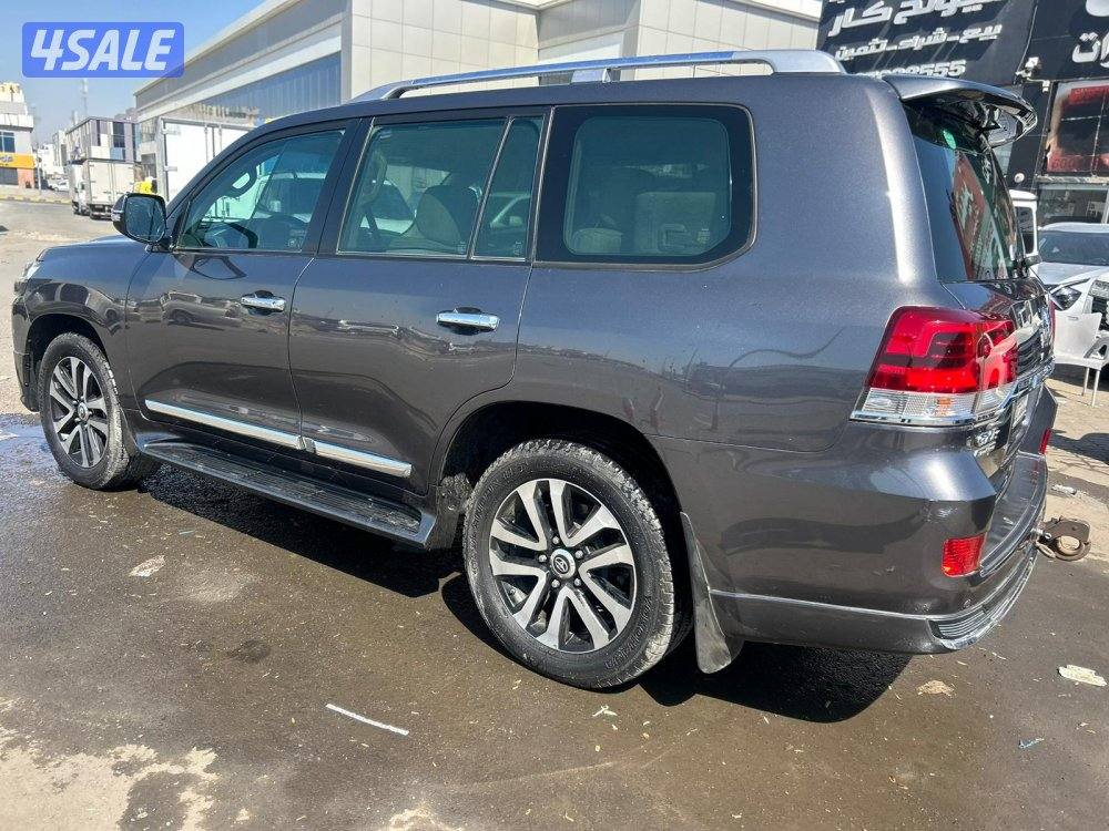 لاند كروزر GX.R-قراند تورينق .V8 موديل 2019 ماشى 423.000 k.m2