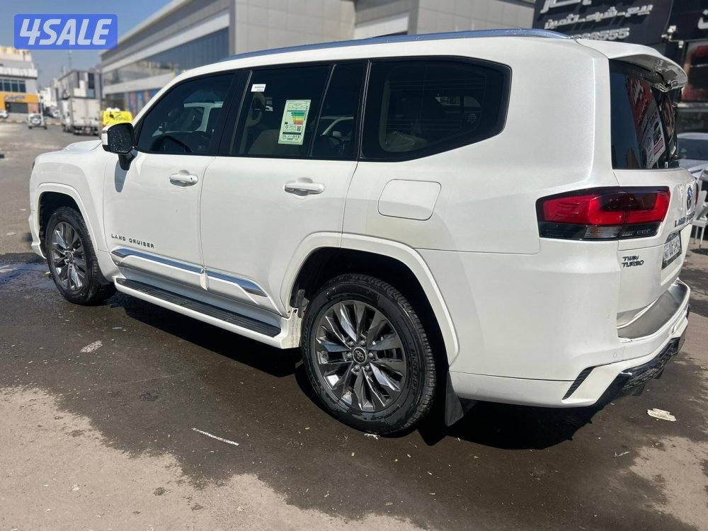 تويوتا لاند كروزر GX.R AEROs twin turbo.V6 موديل 2024 ماشى 92.000 k.m3