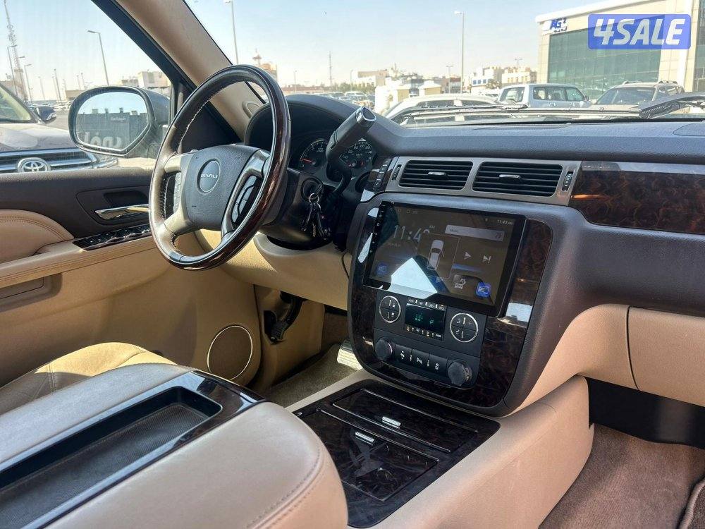 سيرا دينالى GMC موديل 2012 ماشى 234.000 k.m  وارد بهبهانى.مصبوغ عام4