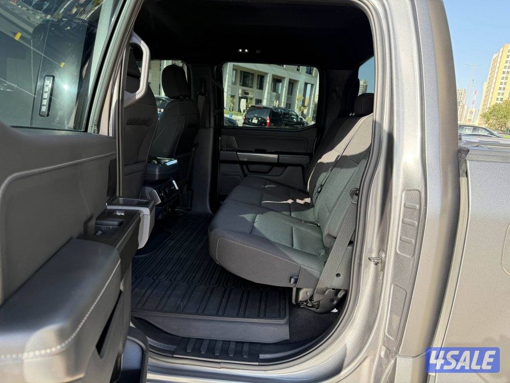 وانيت فورد F150 موديل 2023 عداد 74 الف 4 ابواب صبغ وكالة كفالة وسيرفيس2