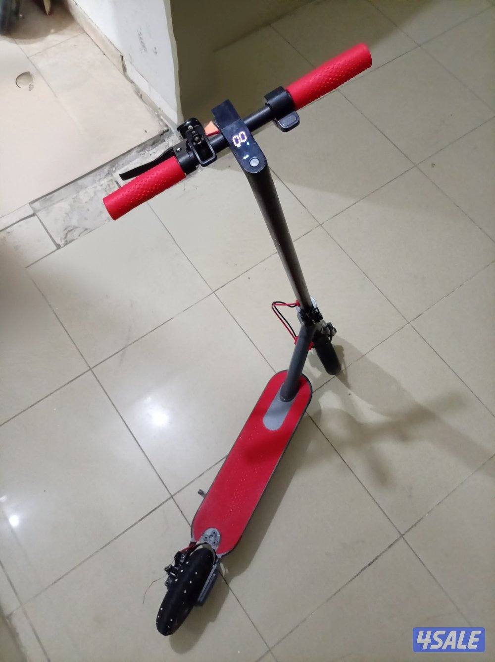 للبيع سكوتر كهربائي2