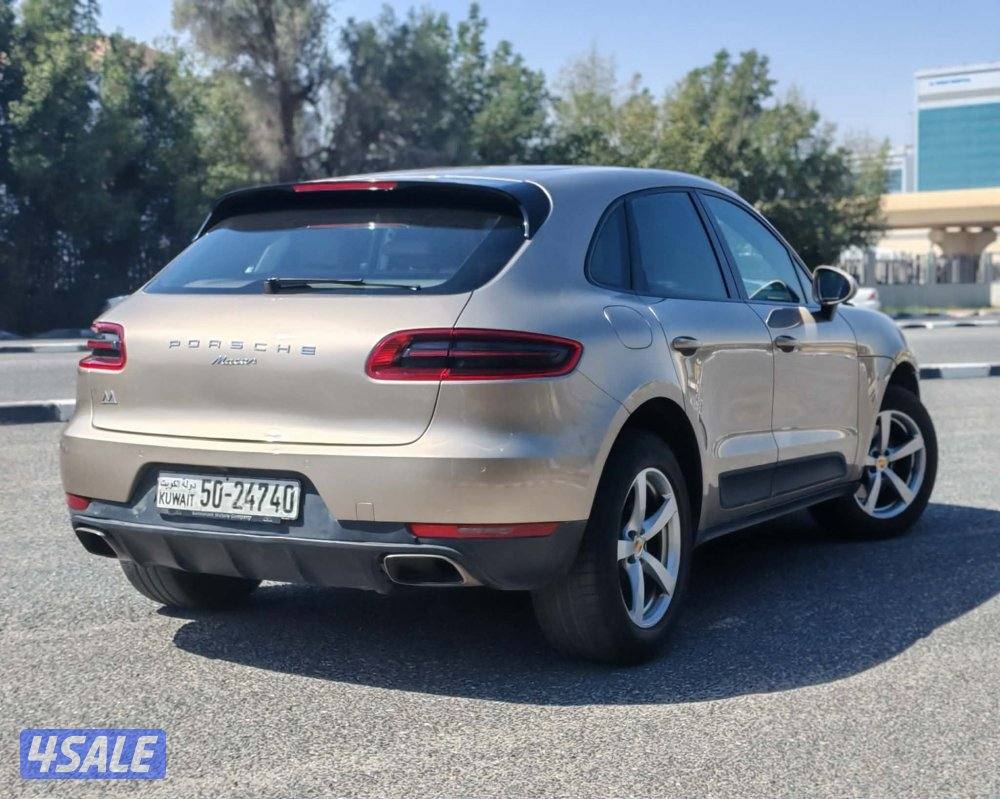 للبيع بورش - ماكان - موديل 2017 - ماشى 93 الف - شرط الفحص3