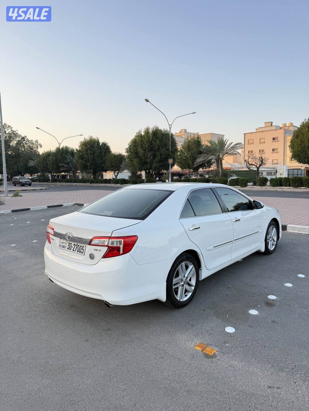 كامري 2014 GLX بحاله الوكاله2