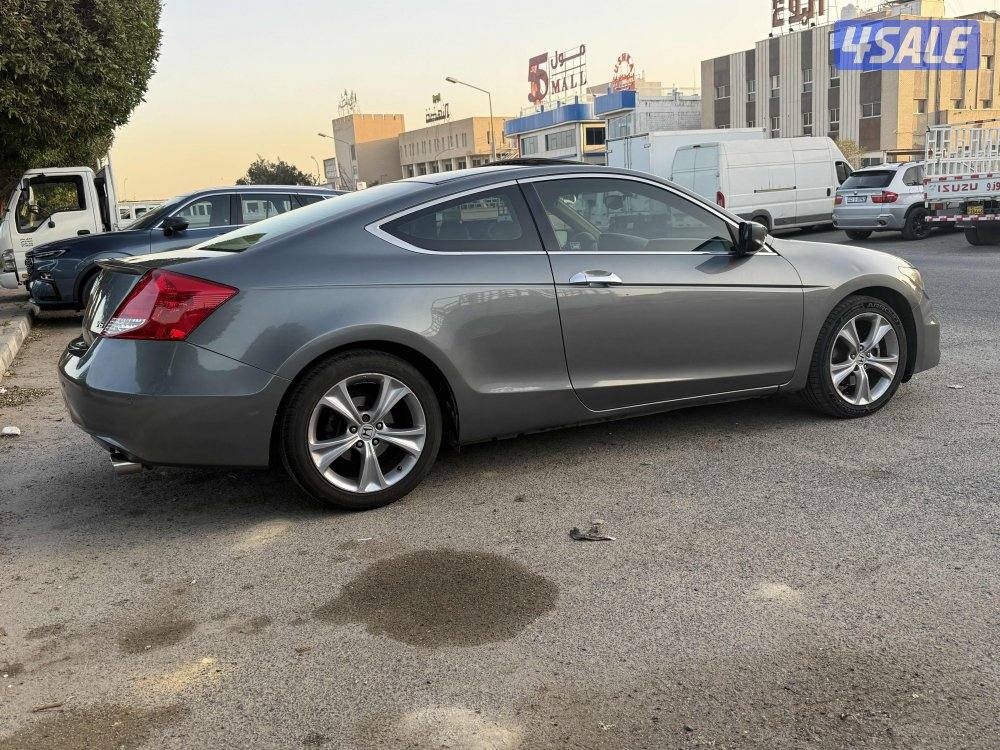 للبيع  هوندا اكورد. V62