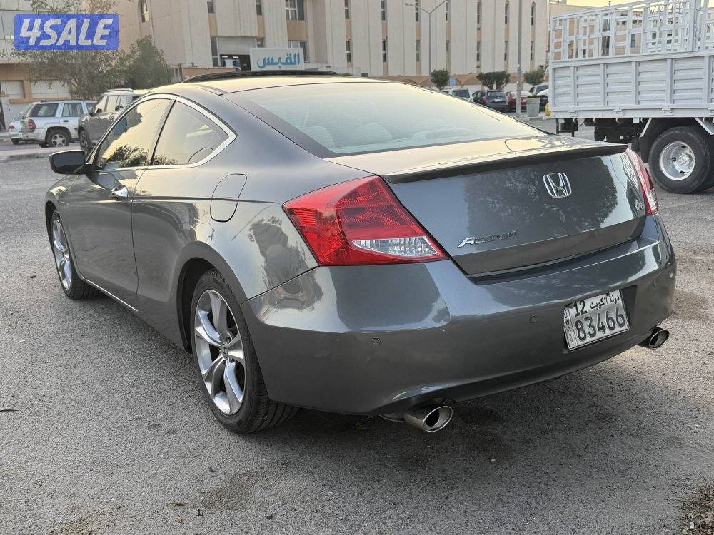 للبيع  هوندا اكورد. V65