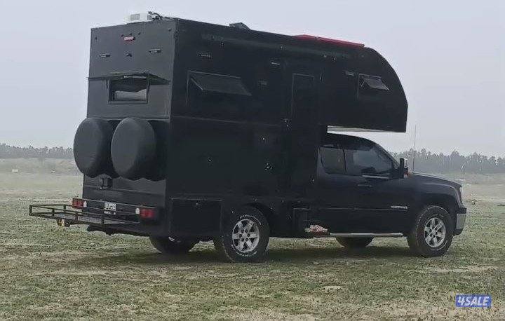 للبيع كامبر جمس ٢٠١٠ والكامبر صنع ٢٠٢٥0