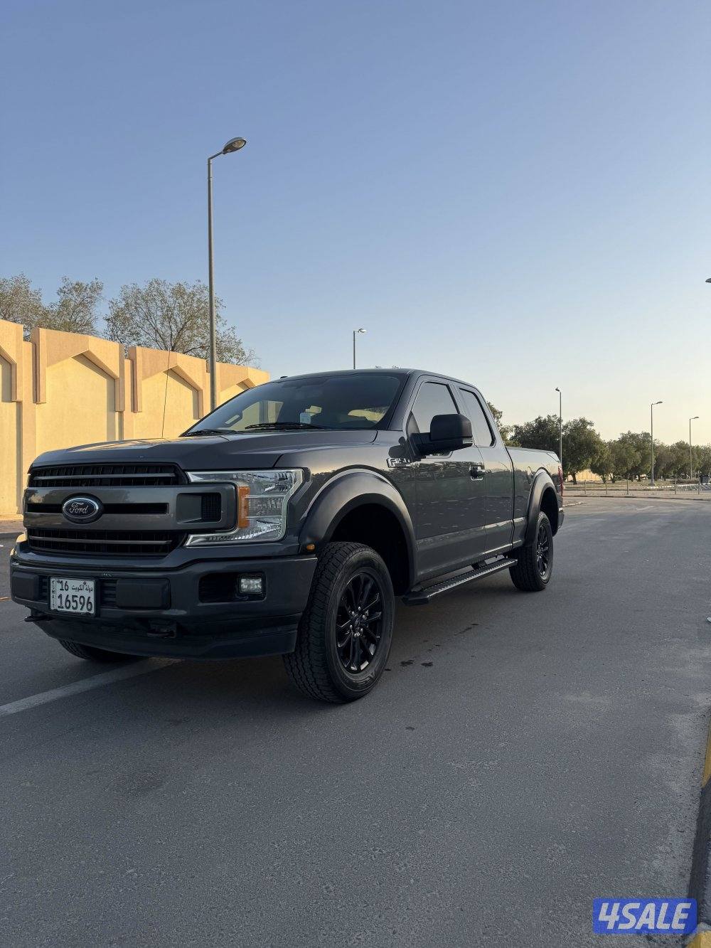 F150 الغانم 200 الف كم سيرفس منتظم بالوكالة قير ارضي FX40