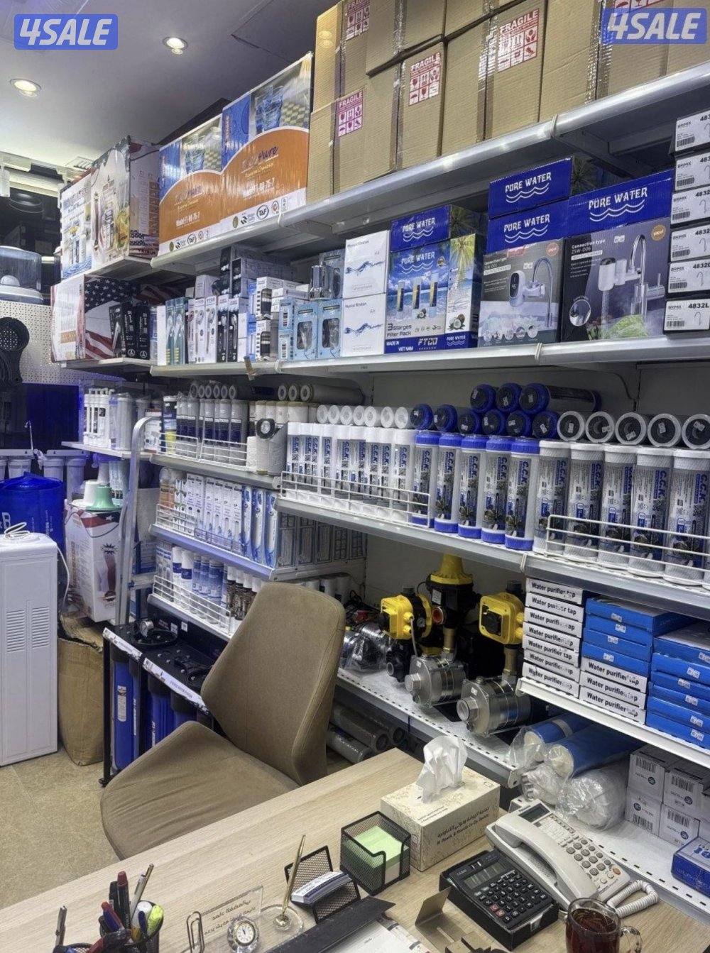 للبيع محل مع رخصة تجاريه قائمه بعقد تاسيس راس مال 2500004