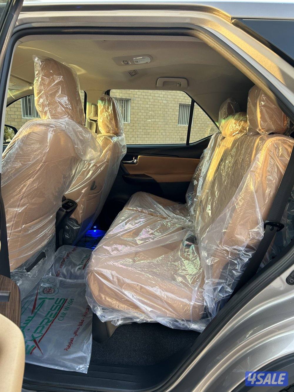 للبيع فورتنر اصفاار 2025 المالك الاول10