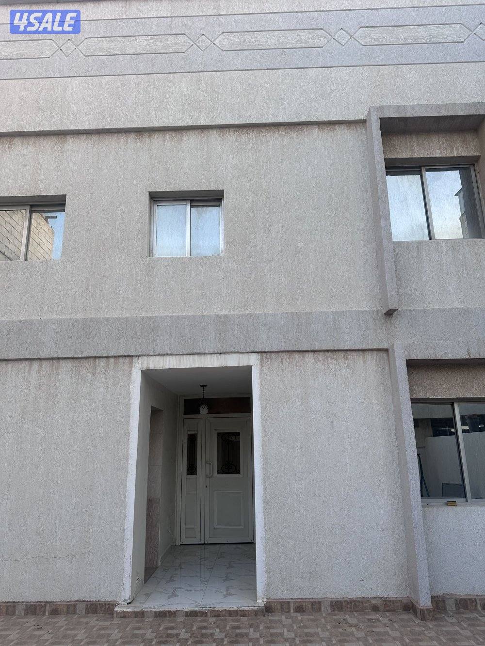 شارع واحد  .. مطلوب لبنك الائتمان2