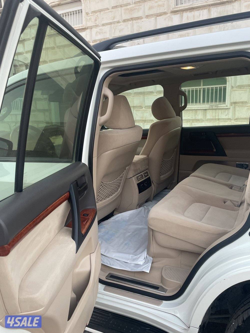 البيع لاند كروزر7