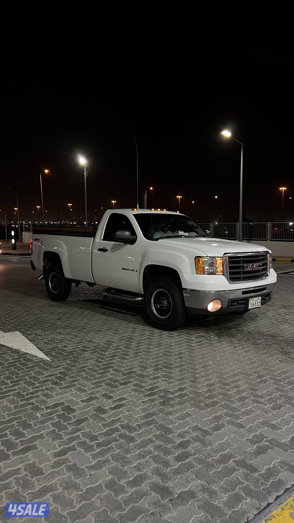 للبيع جمس اتش دي موديل 2009 شرط الفحص قير مكينه شاصي بدي0