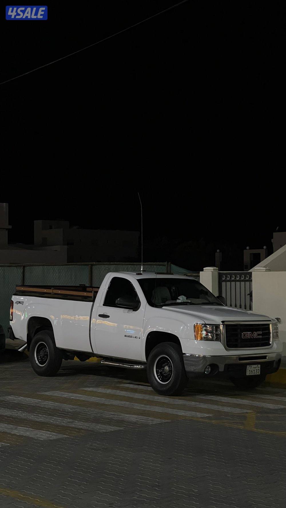 للبيع جمس اتش دي موديل 2009 شرط الفحص قير مكينه شاصي بدي2