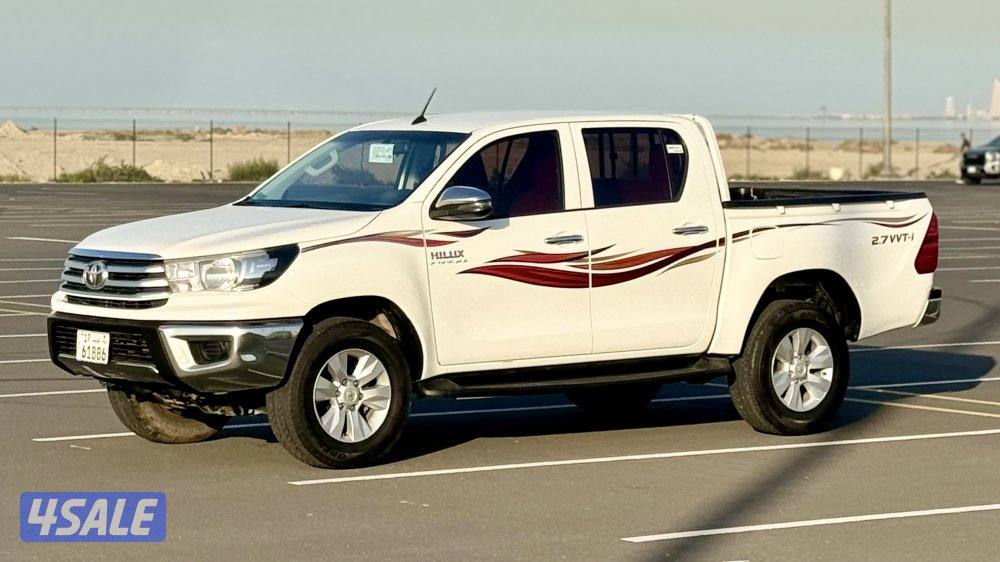 للبيع هايلكس ٢٠٢٠ دبل قير تماتيك عداد ٥٨ الف بس0