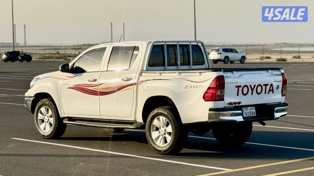 للبيع هايلكس ٢٠٢٠ دبل قير تماتيك عداد ٥٨ الف بس1