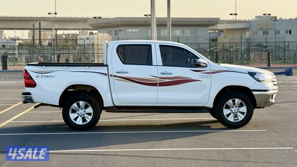 للبيع هايلكس ٢٠٢٠ دبل قير تماتيك عداد ٥٨ الف بس5