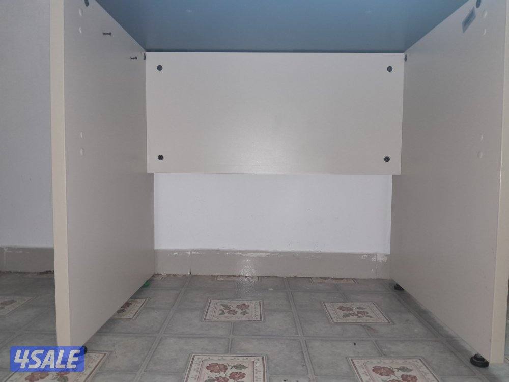 مكتب خشب (80x60) نظيف جداً - السالمية(قابل للمساومة بالمعقول)3