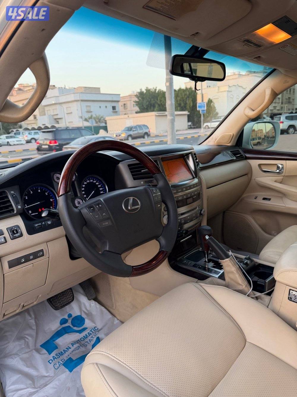 للبيع لكزس 20106