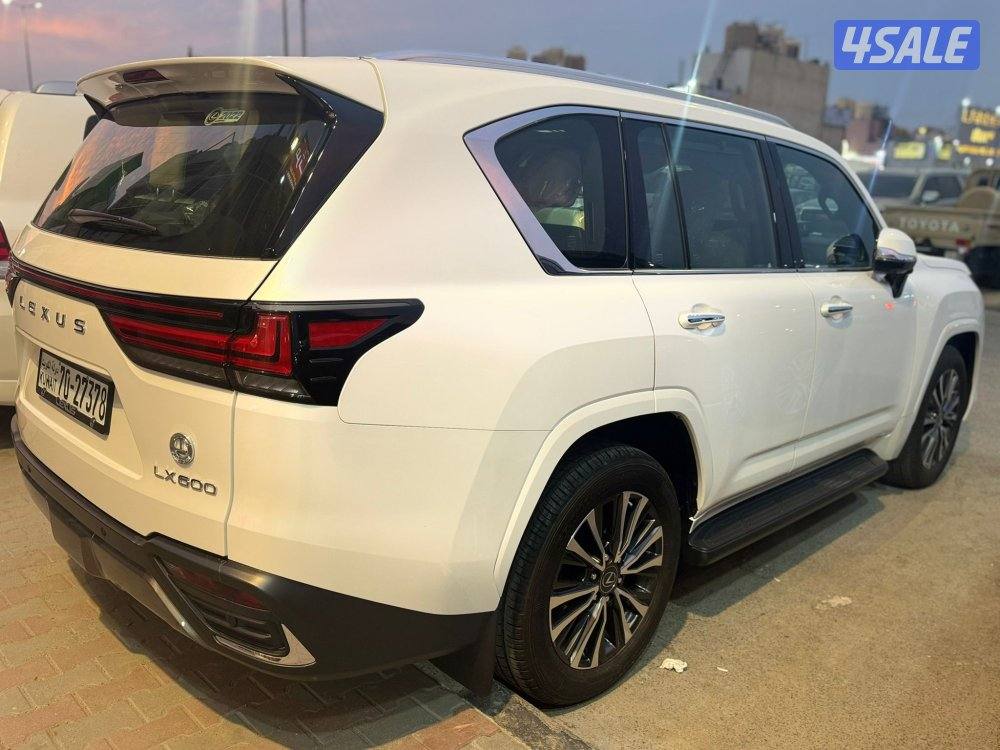 لكزس LX600
الموديل 2022
اصفار السيرفس الاول لم يدخل وعليه سيرفس مجاني2