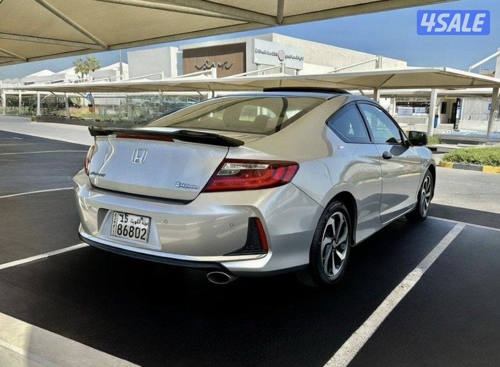 هوندا أكورد - الموديل:2017 - العداد:1886