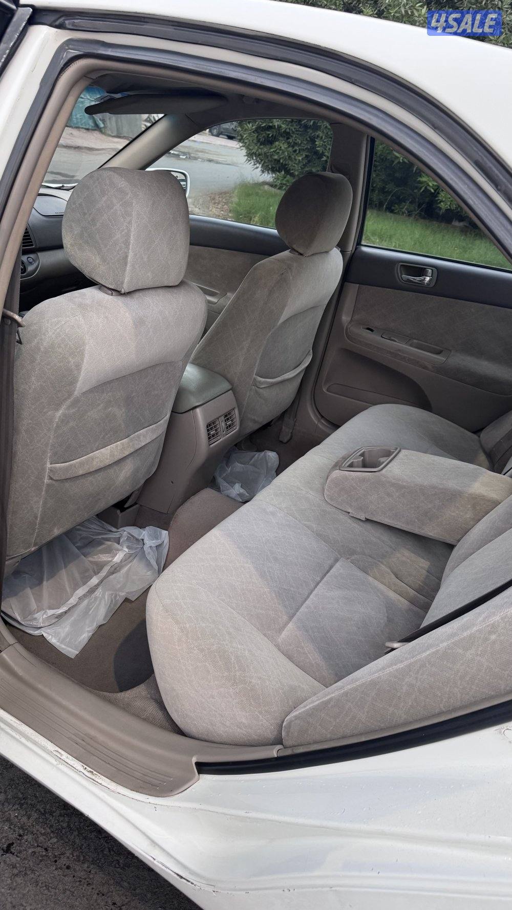 للبيع كامري 2004 ( v6 )4