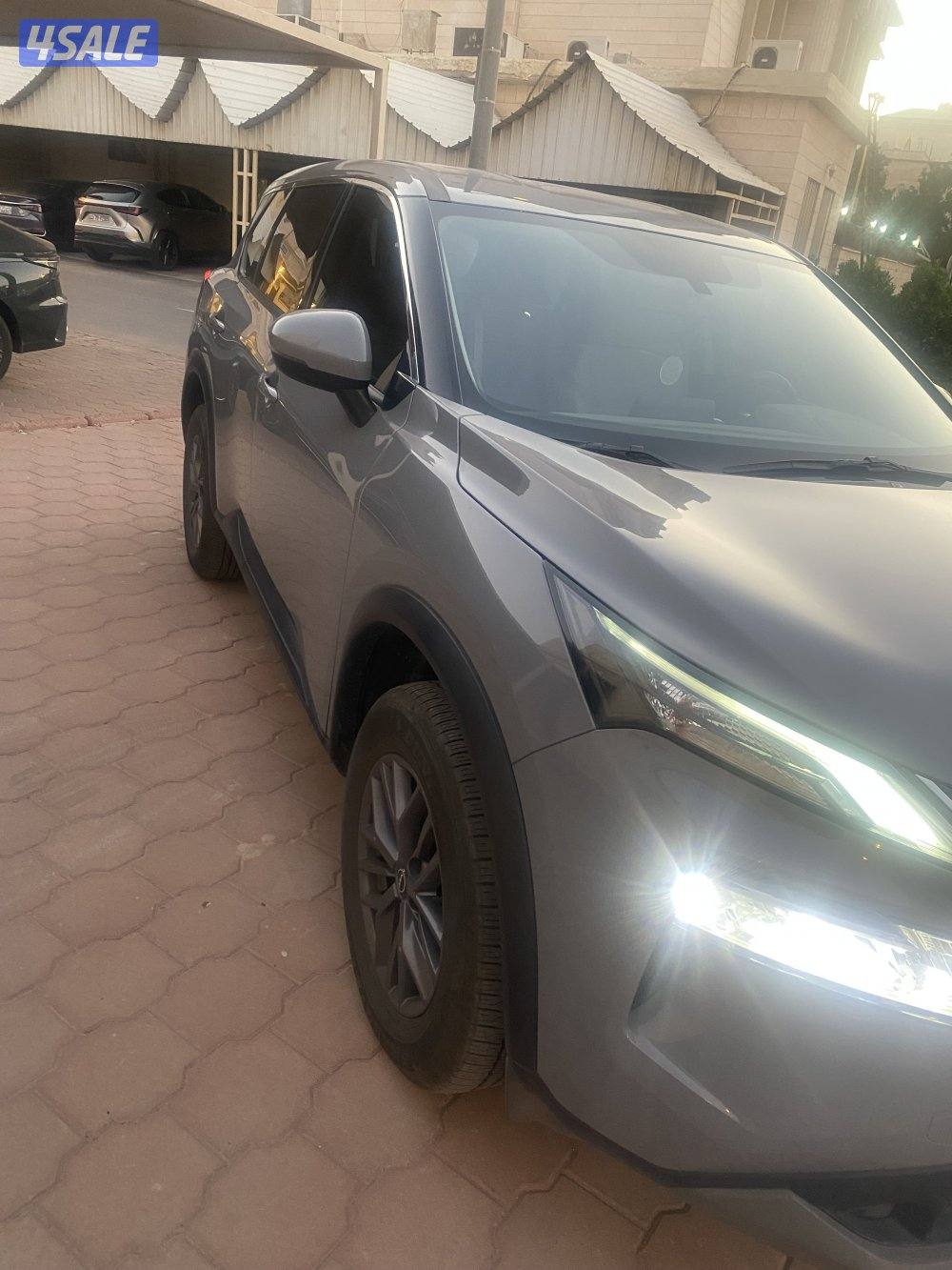 جيب اكس تريل2