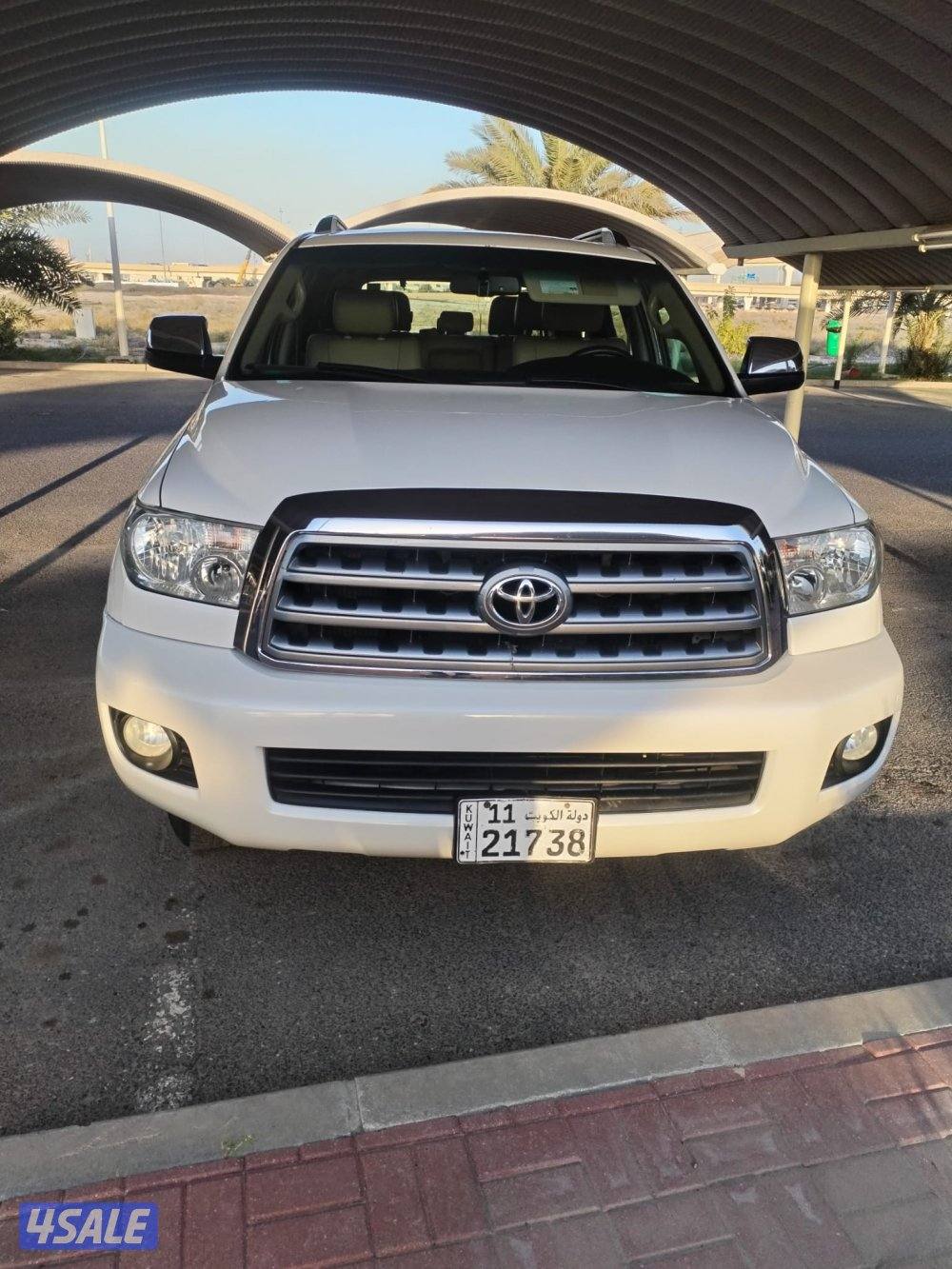 للبيع سيكونا ليميتد كامل المواصفات قمة بالنظافة 20134