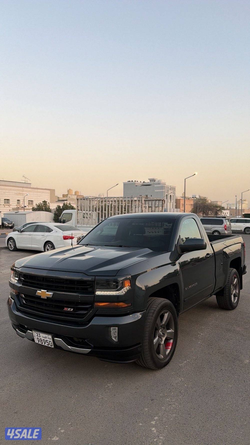 اللبيع سلفرادو z71 دبل قير صبغ الوكاله موديل ٢٠١٨ ماشي ١٥٧7