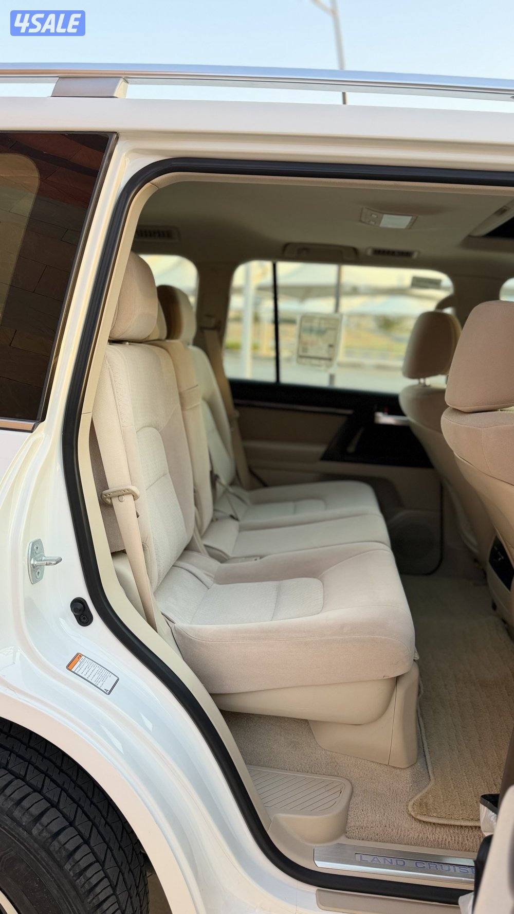 لاند قراند تورينق موديل 2021 عداد 127 صبغ الوكاله9