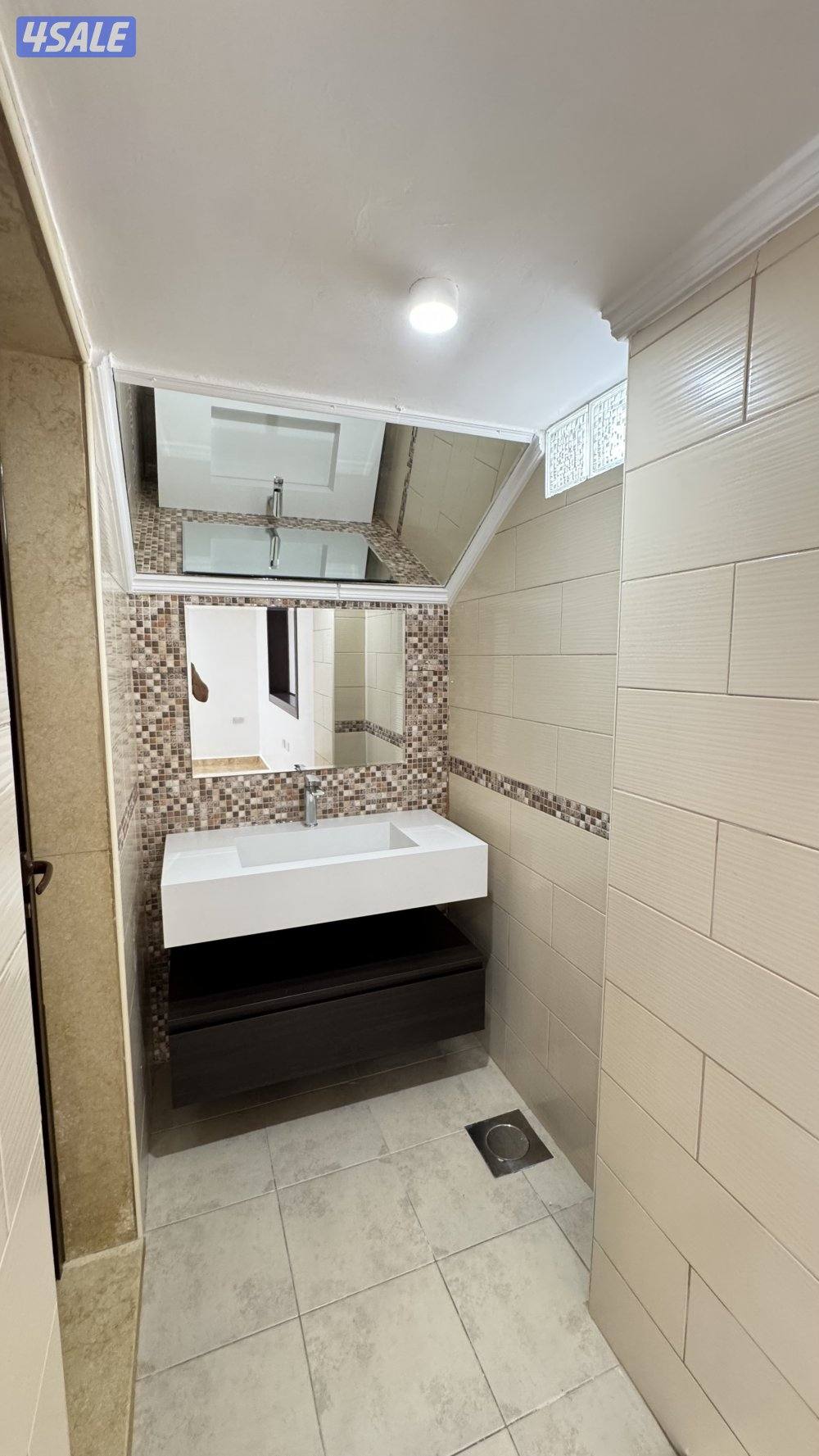 مبارك الكبير / القصور8