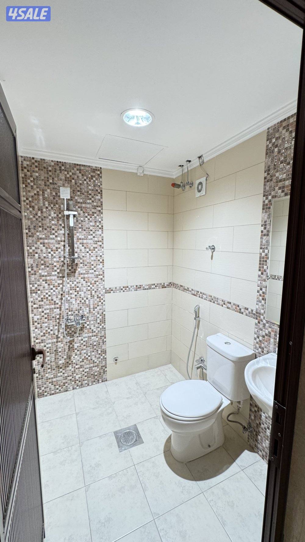 مبارك الكبير / القصور9