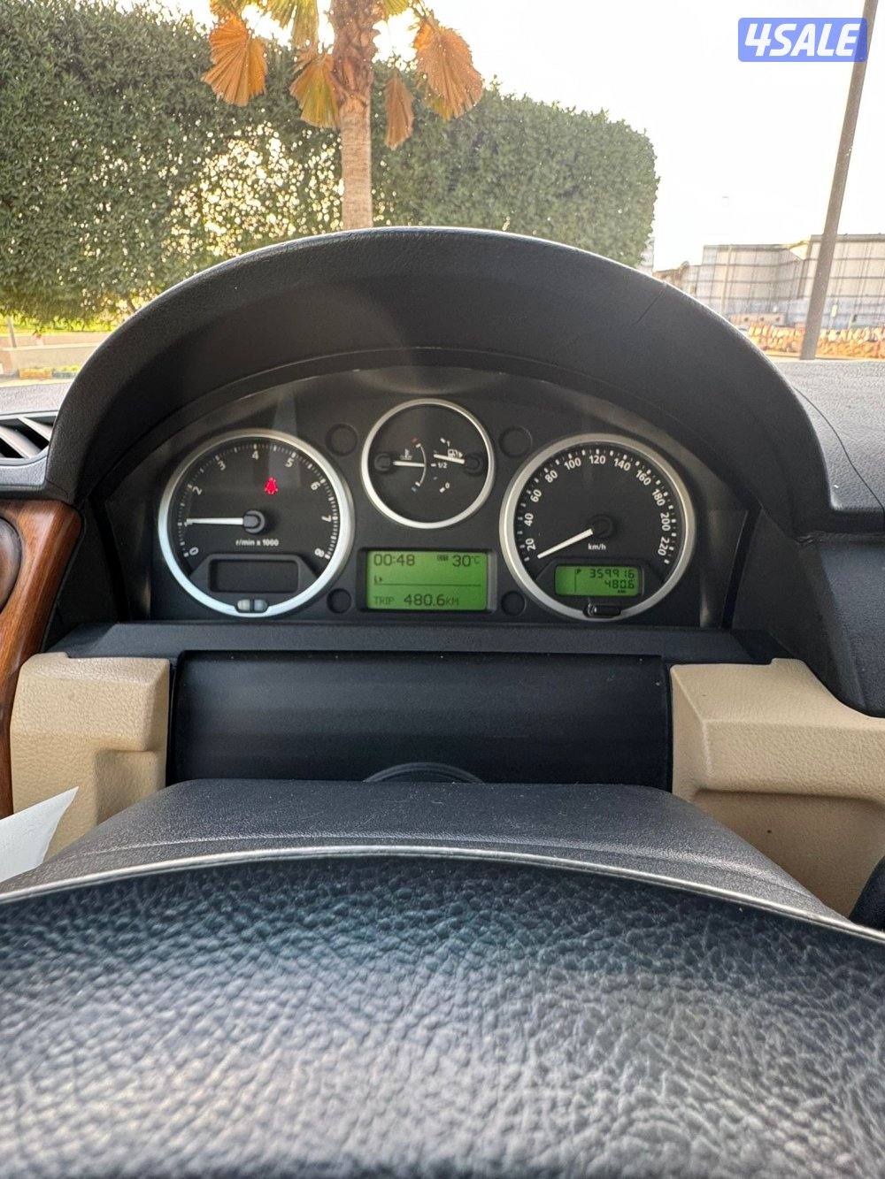 للبيع لاند روفر دسكفري 2008LR37