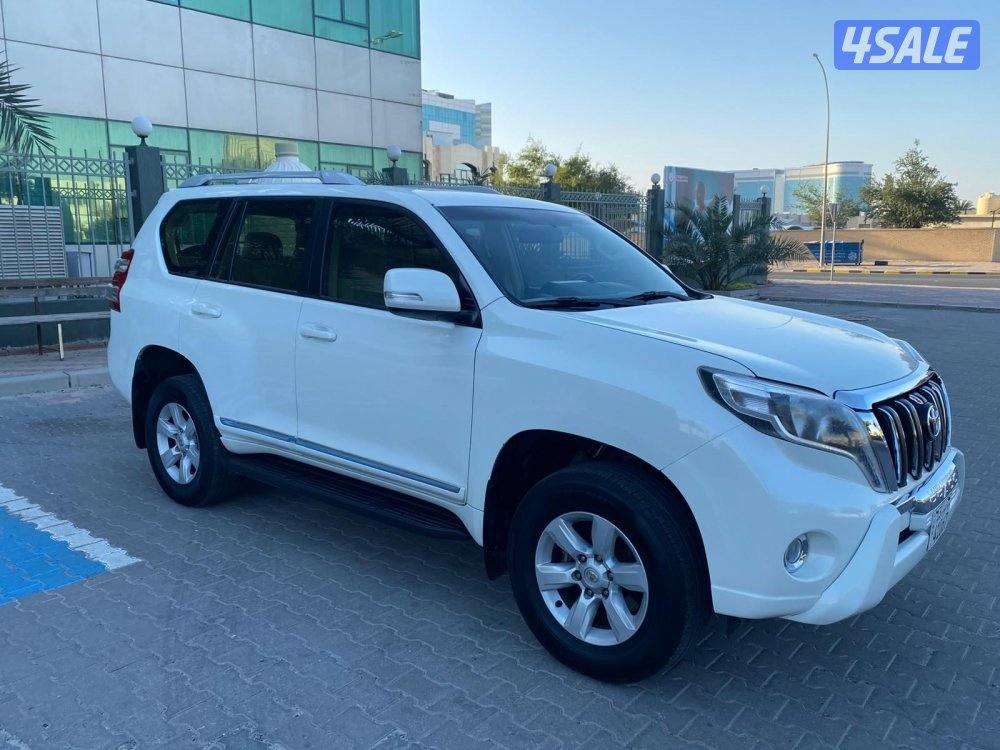 جيب برادومديل 2015 TXL لون ابيض كامل المواصفات1