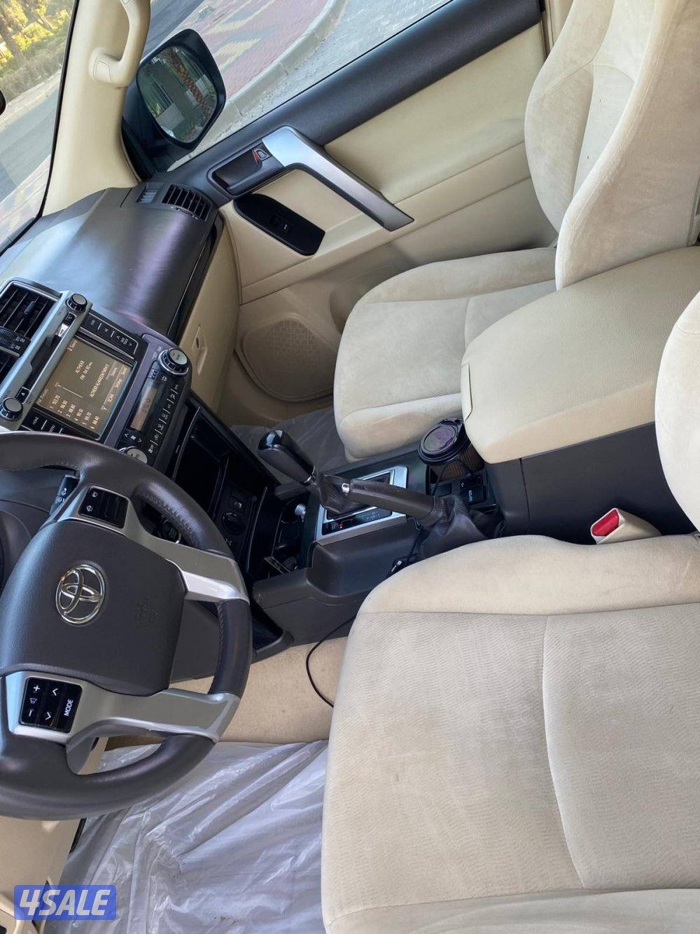 جيب برادومديل 2015 TXL لون ابيض كامل المواصفات5