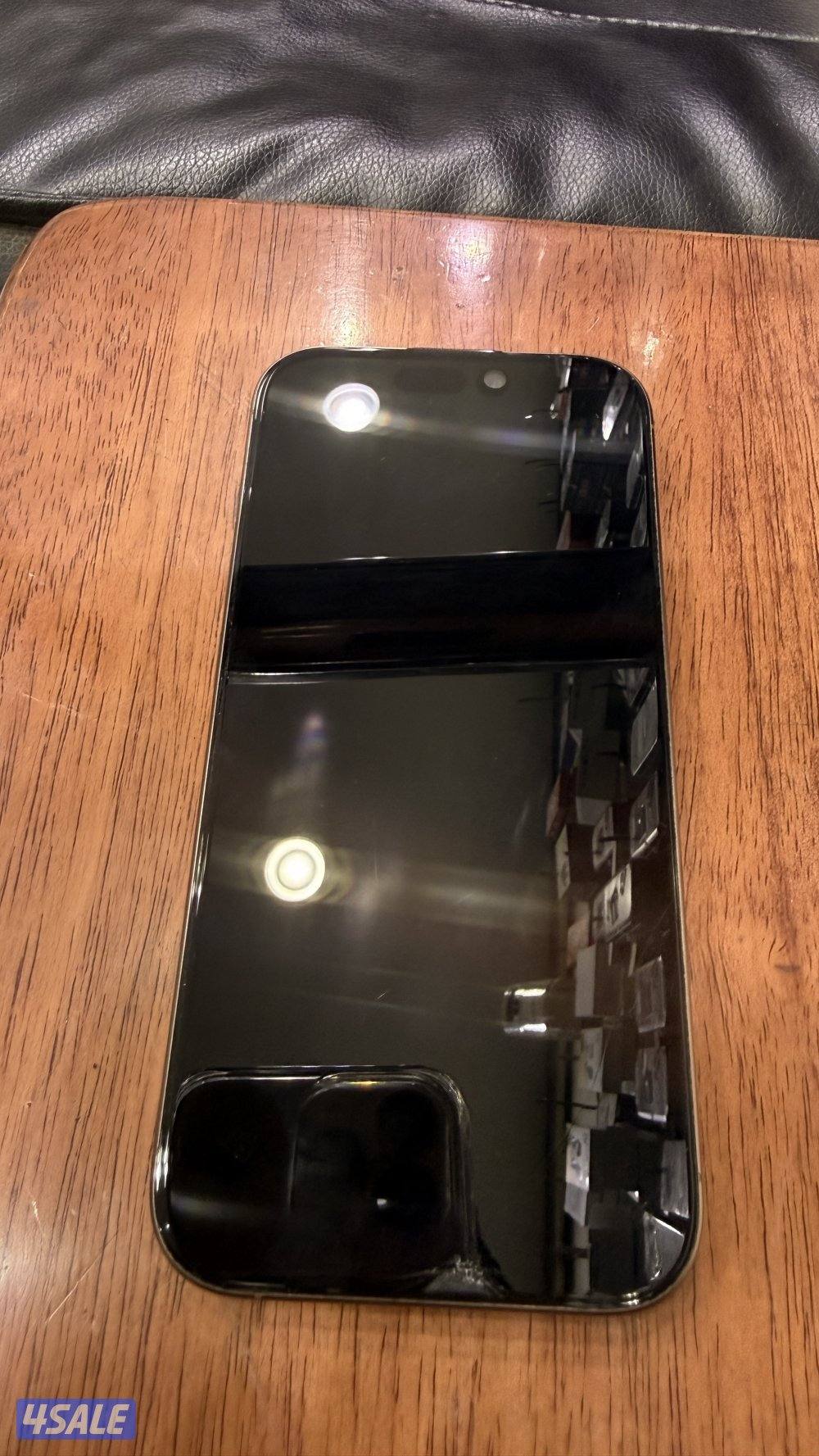 للبيع ايفون ١٦ برو ماكس ٢٥٦ ماتصلح ولامره نضيف جداًًً. السعر نهائي2