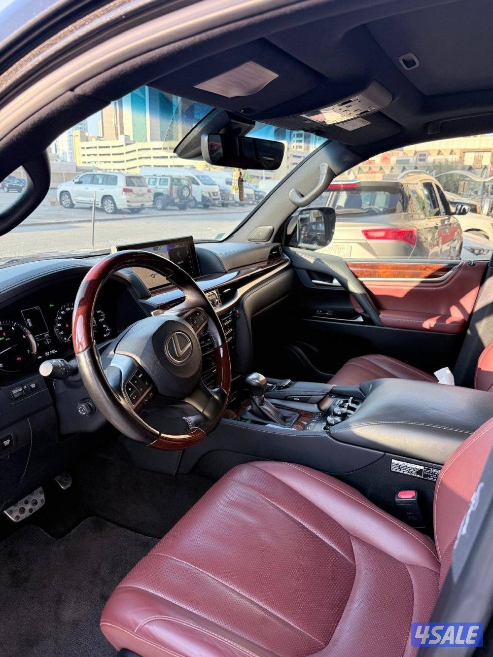 Lexus LX 570 Sport Full Option لكزس LX 570 S كامل المواصفات2