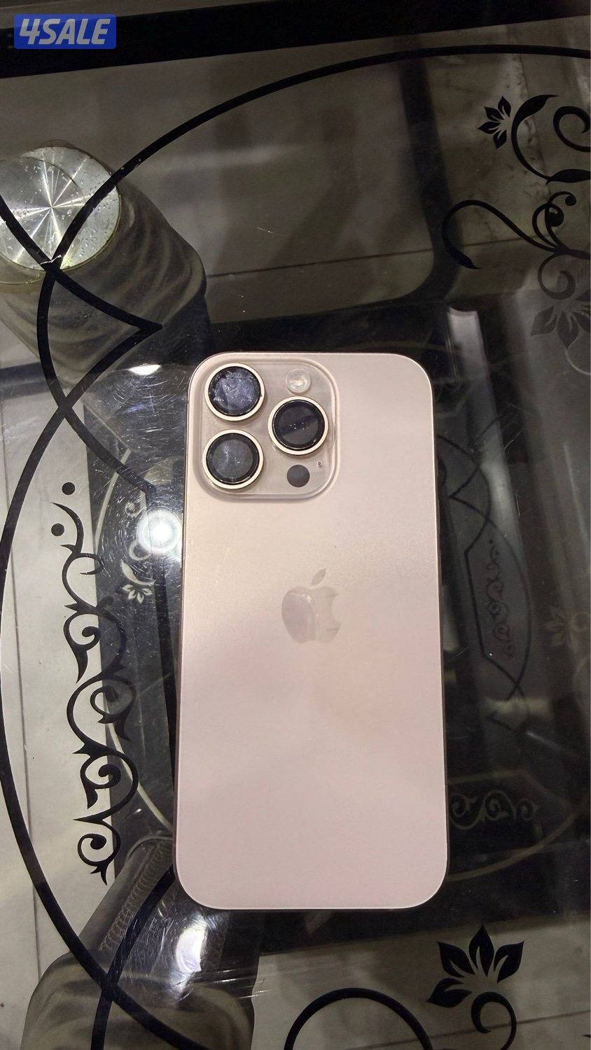 ايفون ١٦ برو مع كرتونته1