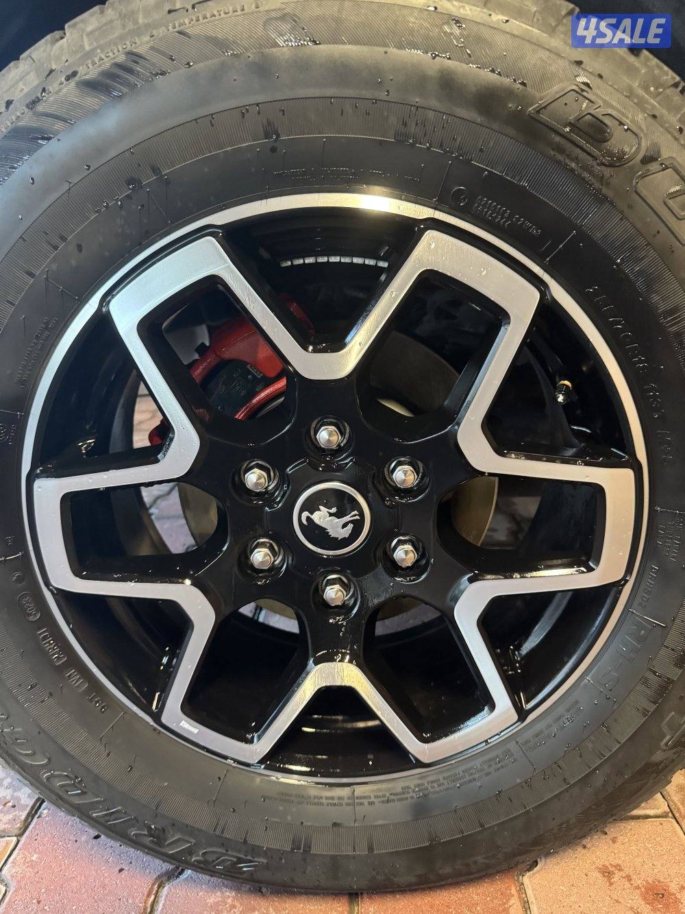 للبيع  طقم كامل رنغات فورد برونكو اوتر بانك 2024 وكاله  عدد رنغات خمسه2