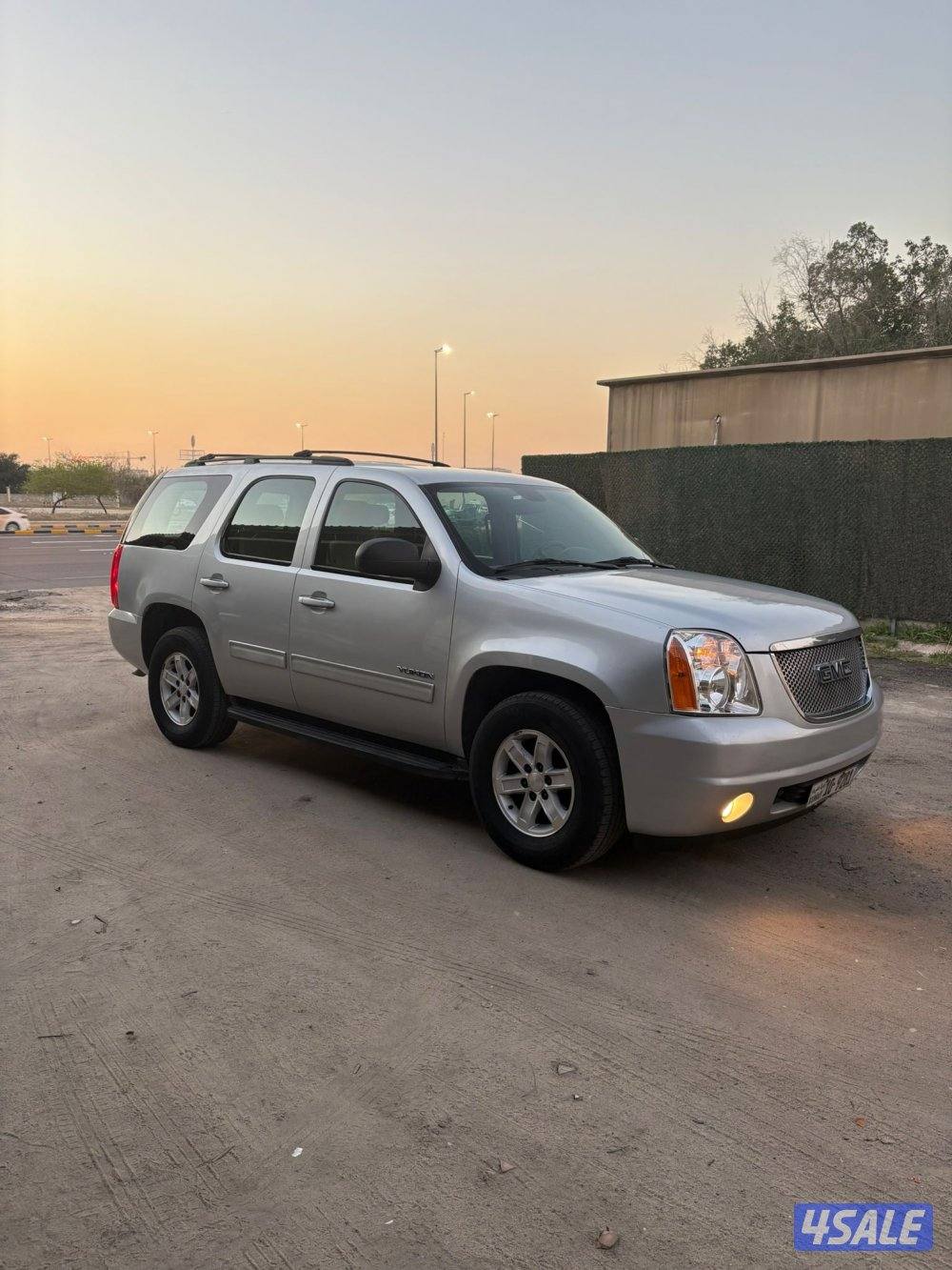 جمس يوكن ٢٠١٠ للبيع4