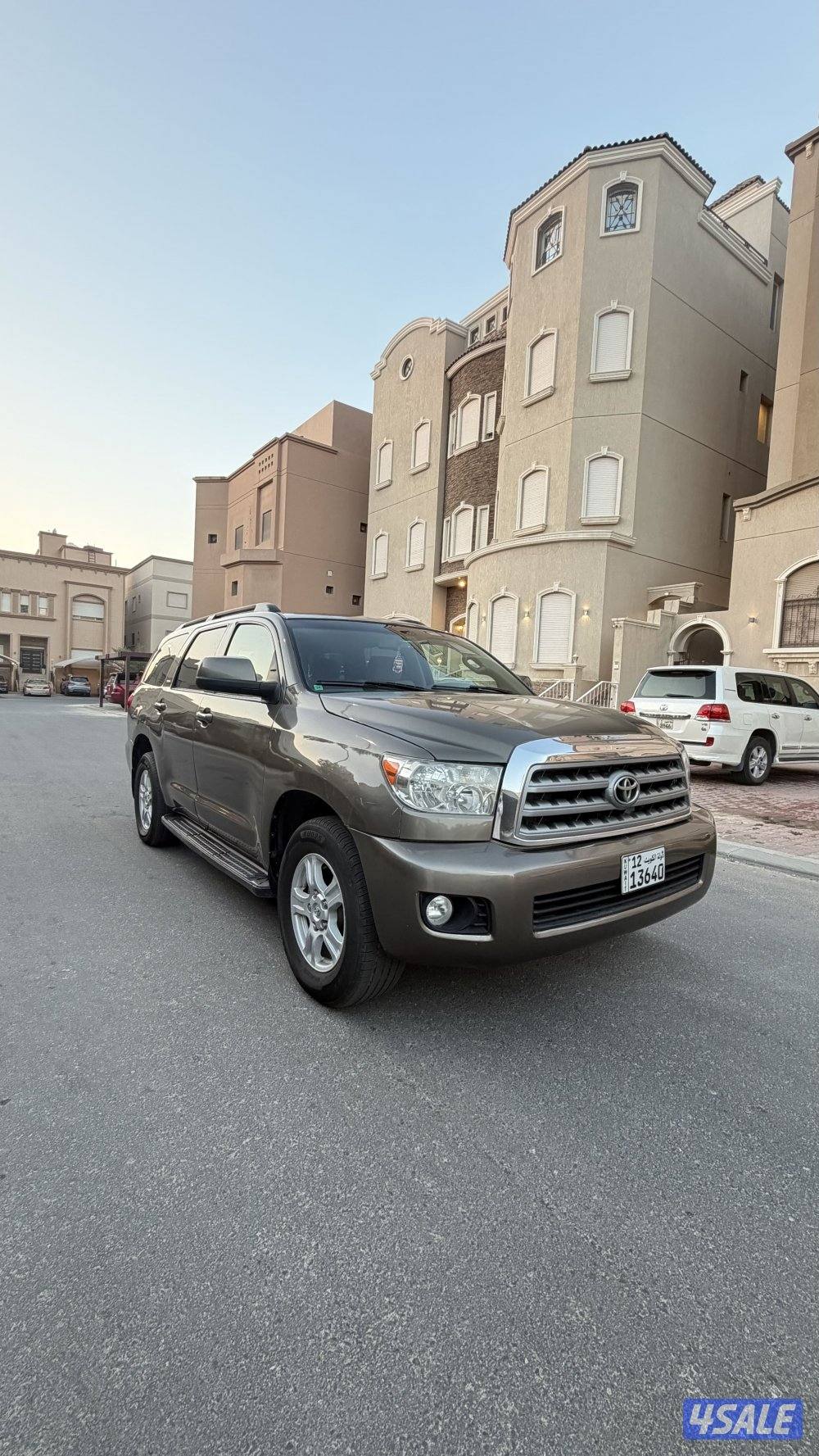 للبيع سيكويا 20132