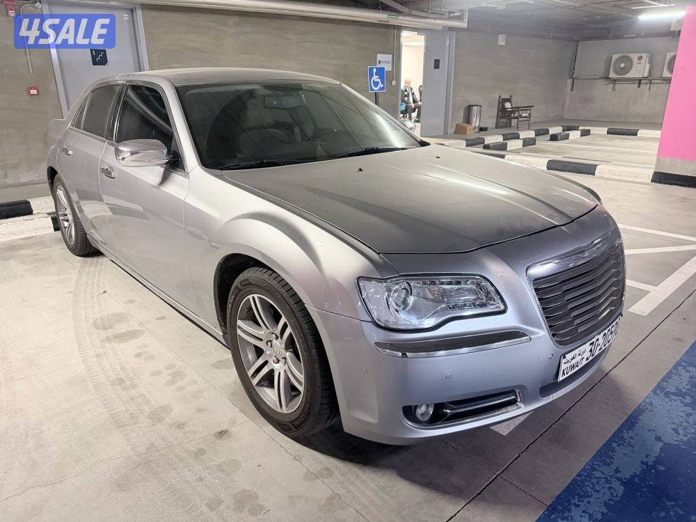 للبيع كرايزلر 20130