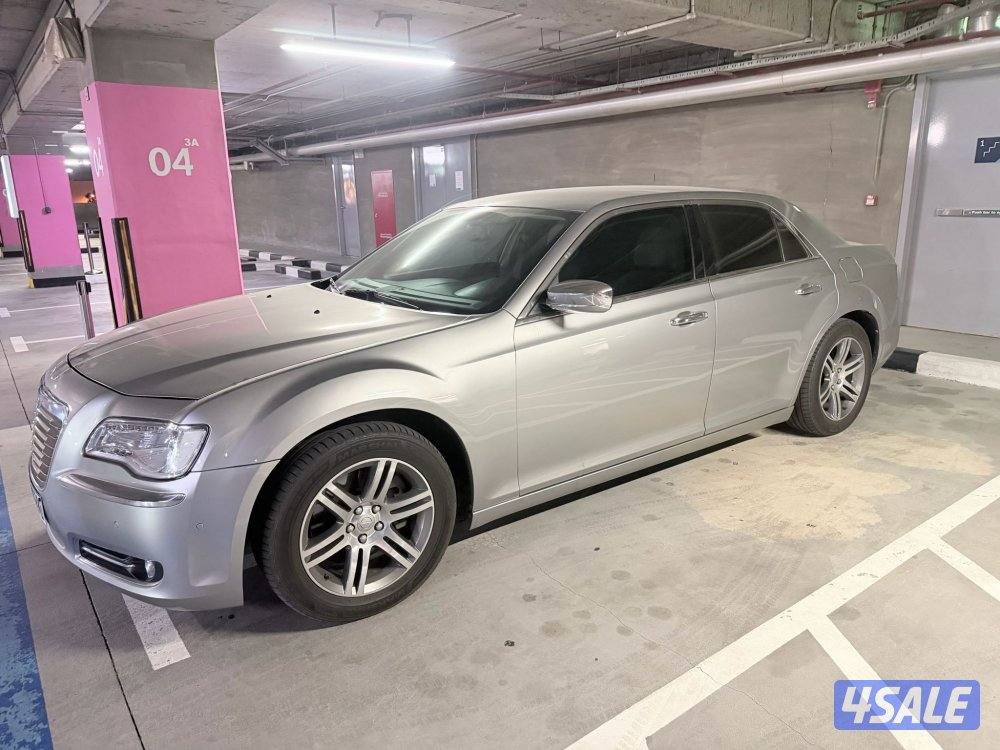 للبيع كرايزلر 20132