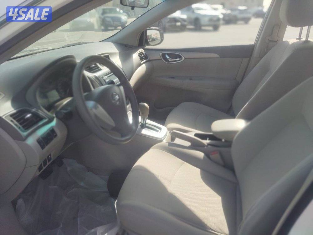 للبيع نيسان سينترا موديل ٢٠١٧ نظيفه جدا عداد١٠٧ ألف4