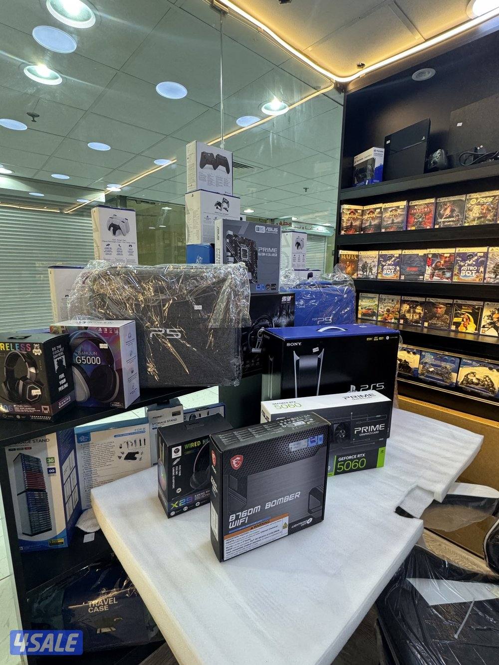 متوفر لدينا جميع انواع البلايستيشن والاكستسوارات0