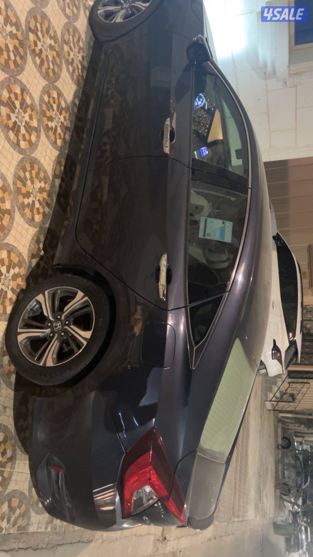 للبيع هوندا سيفك موديل 2020 صبغ الوكاله4