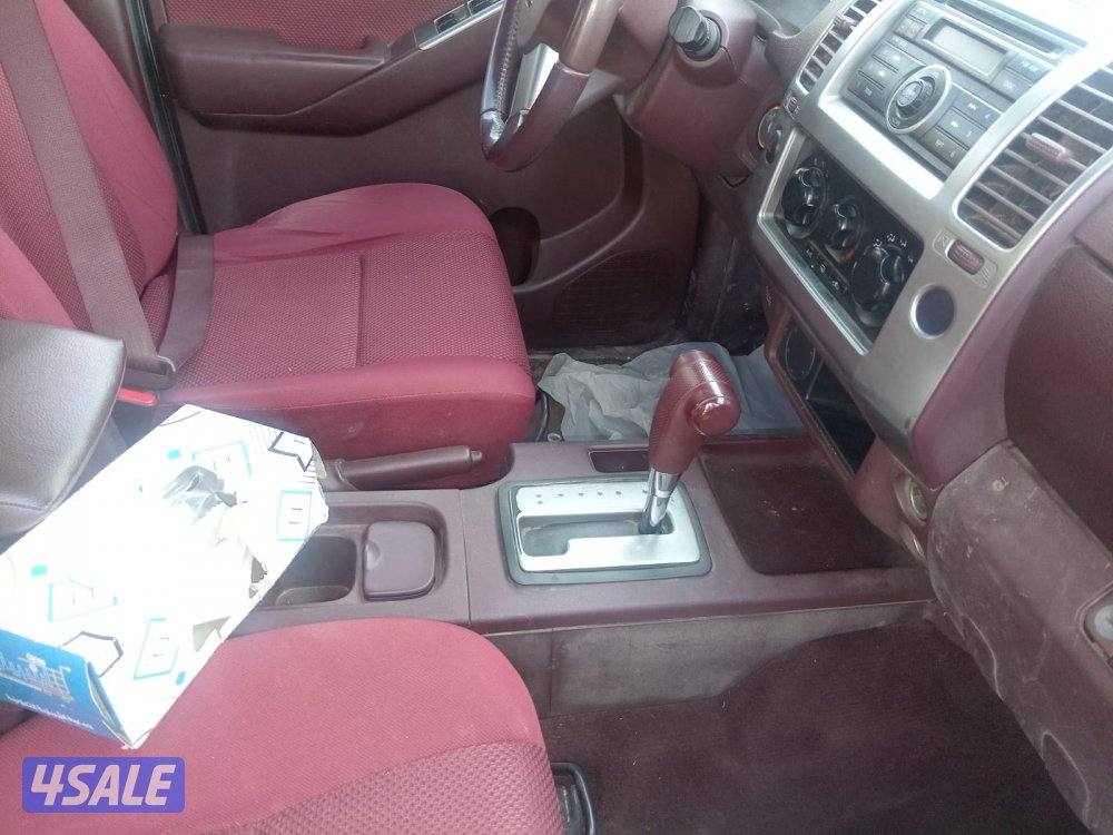 سياره نيسان وانيت 2010 اوتوماتيك ٢ قماره بحاله ممتازه شرط الفحص1