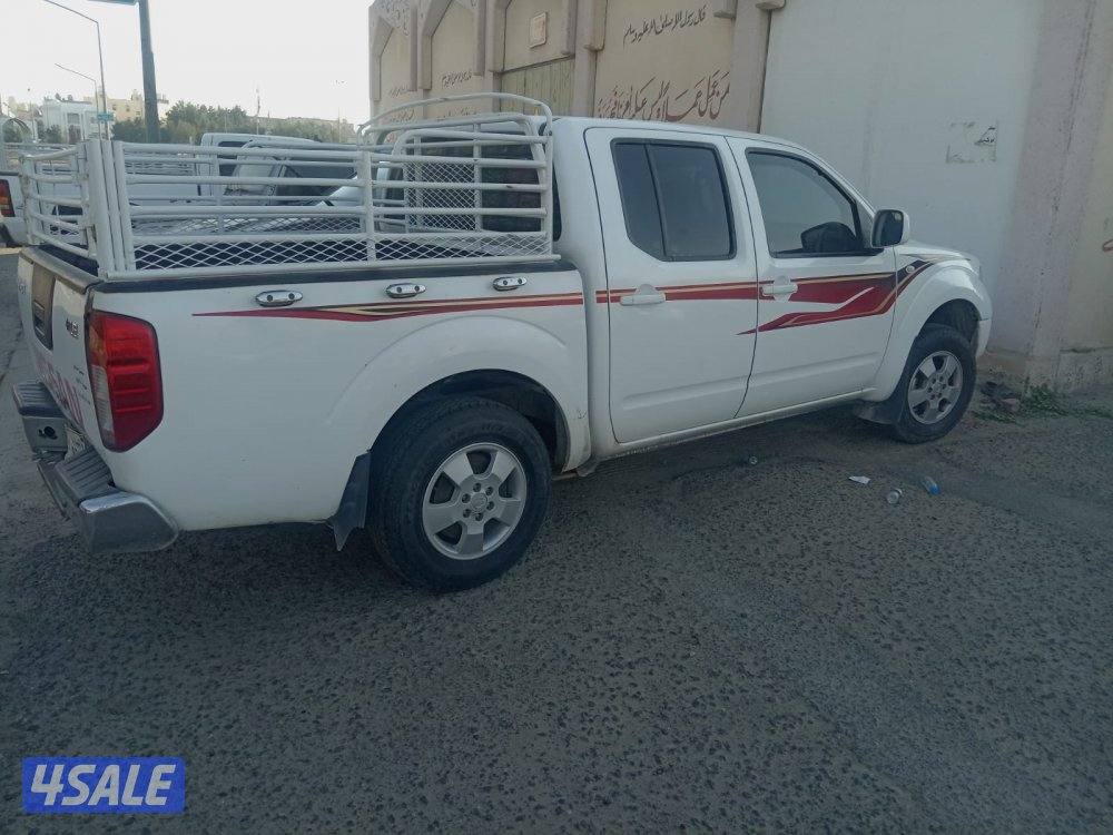 سياره نيسان وانيت 2010 اوتوماتيك ٢ قماره بحاله ممتازه شرط الفحص7