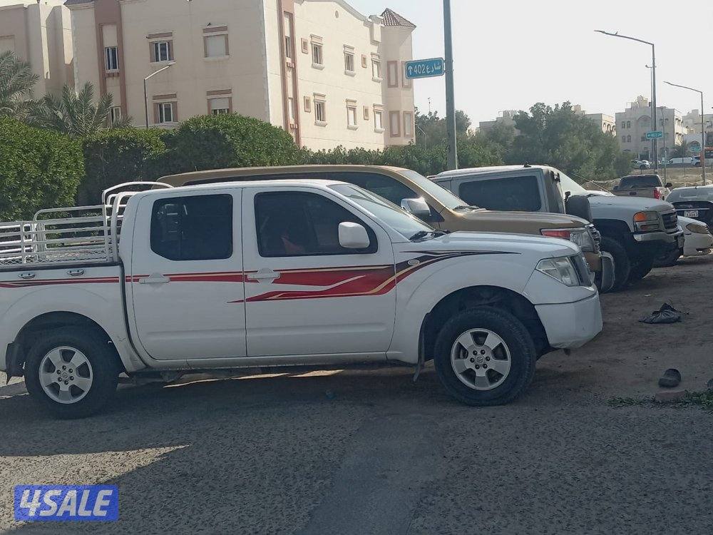 سياره نيسان وانيت 2010 اوتوماتيك ٢ قماره بحاله ممتازه شرط الفحص8